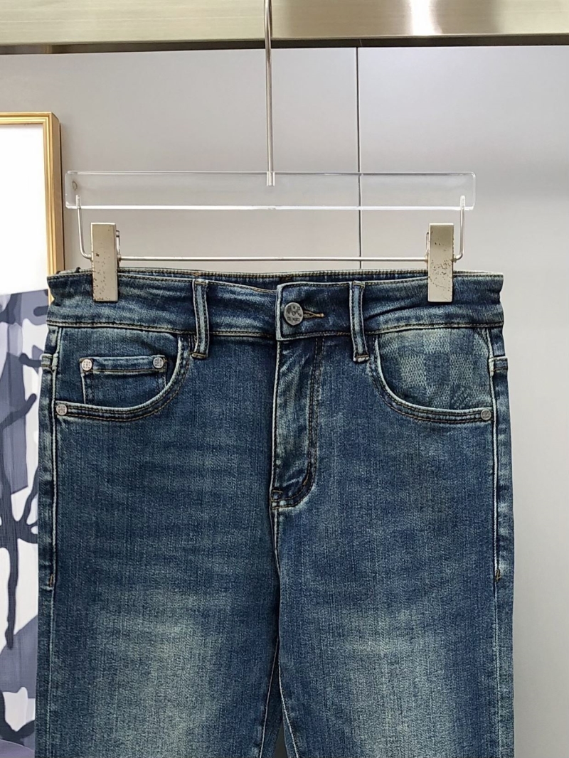 l0vis Vvtt0n jeans